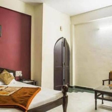 Hotel Chitra Heritage ハリドワール エクステリア 写真