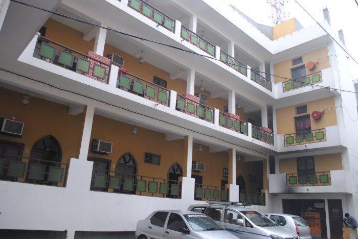 Hotel Chitra Heritage ハリドワール エクステリア 写真